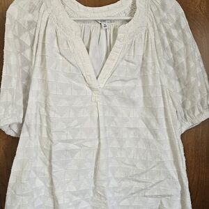 Crown & Ivy Ivory Textured Blouse